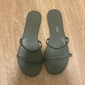 Tkees Gemma Sandals in Olive Green